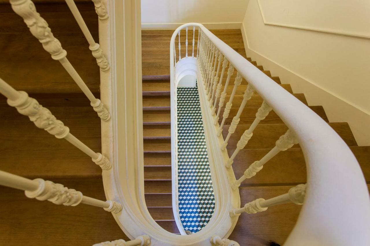 Joivy Sublime 2Br Apt On Restauradores Square Nearby Rossio Station Lisboa 外观 照片