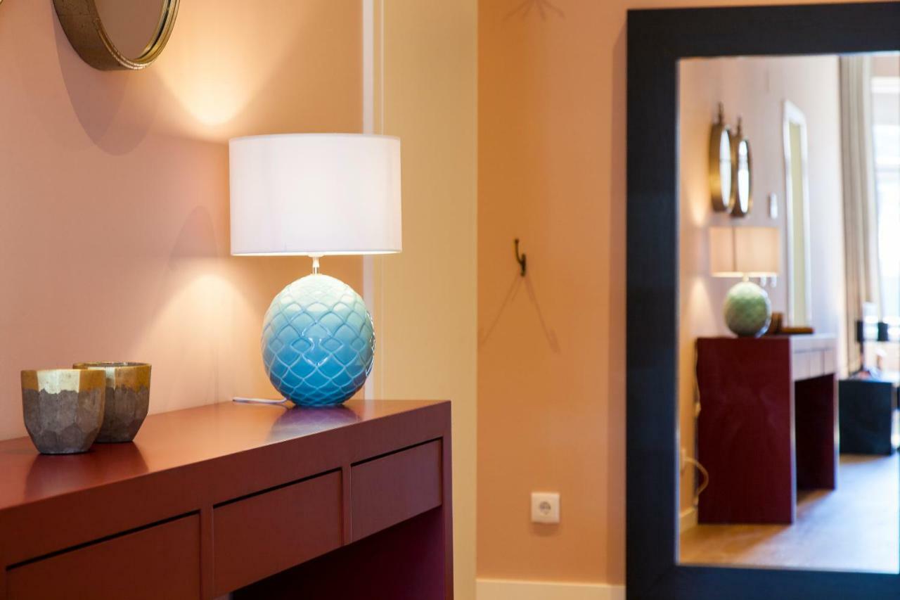 Joivy Sublime 2Br Apt On Restauradores Square Nearby Rossio Station Lisboa 外观 照片