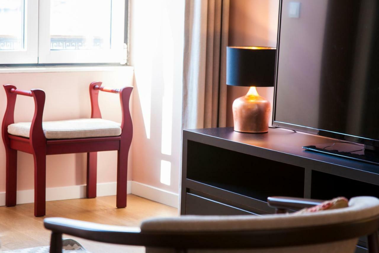 Joivy Sublime 2Br Apt On Restauradores Square Nearby Rossio Station Lisboa 外观 照片