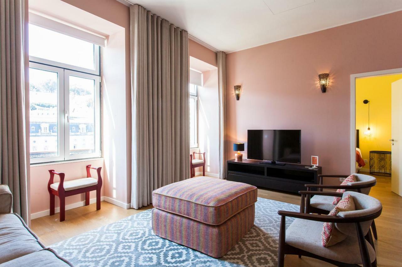 Joivy Sublime 2Br Apt On Restauradores Square Nearby Rossio Station Lisboa 外观 照片